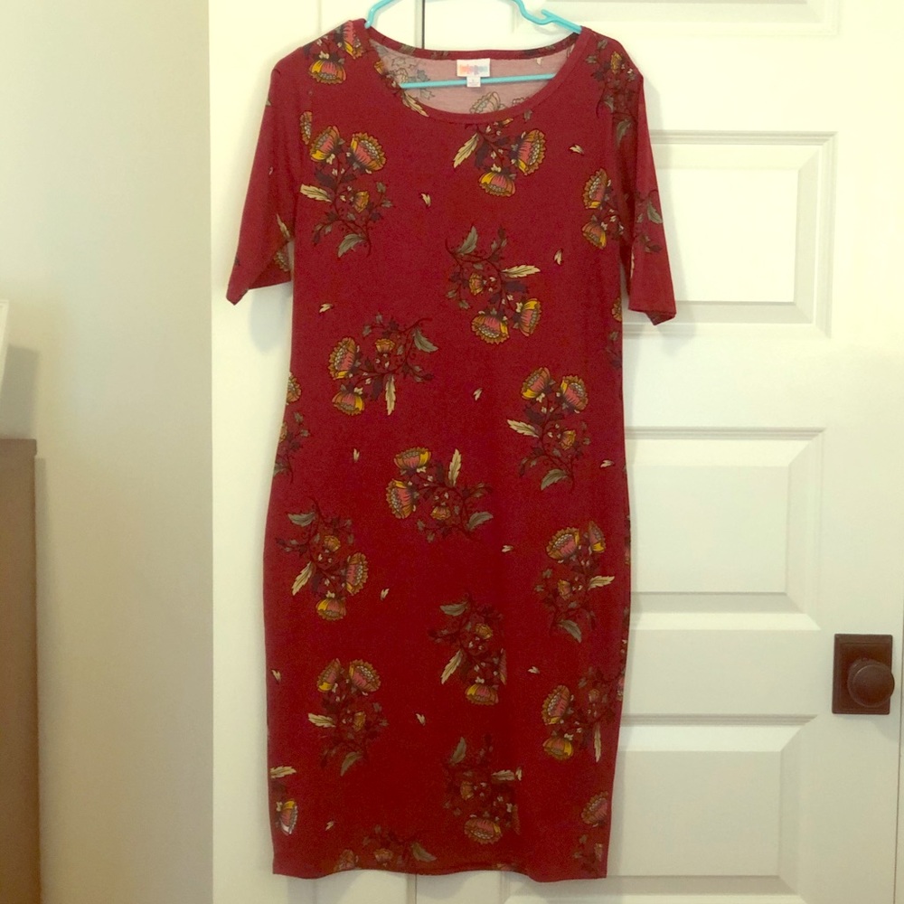 LuLaRoe Julia.